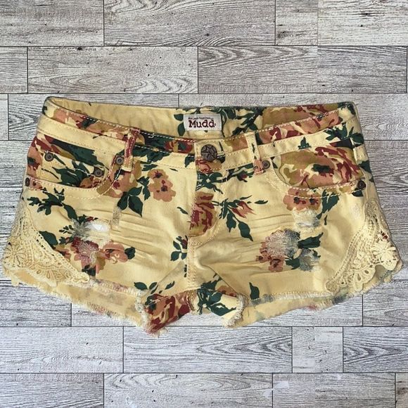 Retro, Floral Low Rise Boho Jean Shorts - Picture 3 of 9